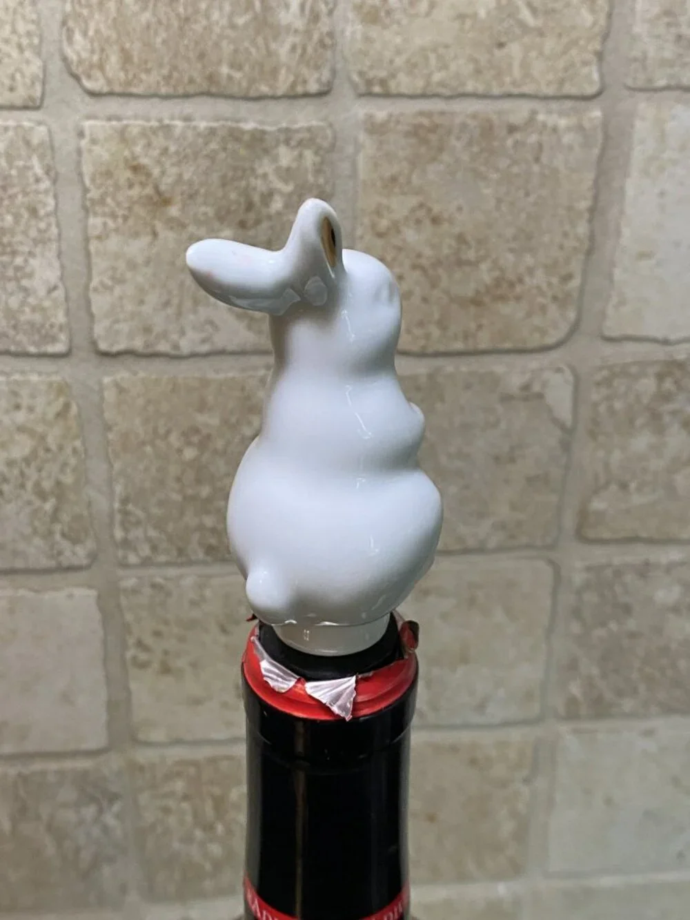 Threshold Sleek White Porcelain Bunny Rabbit Bottle Stopper w/Gold Accented Ears